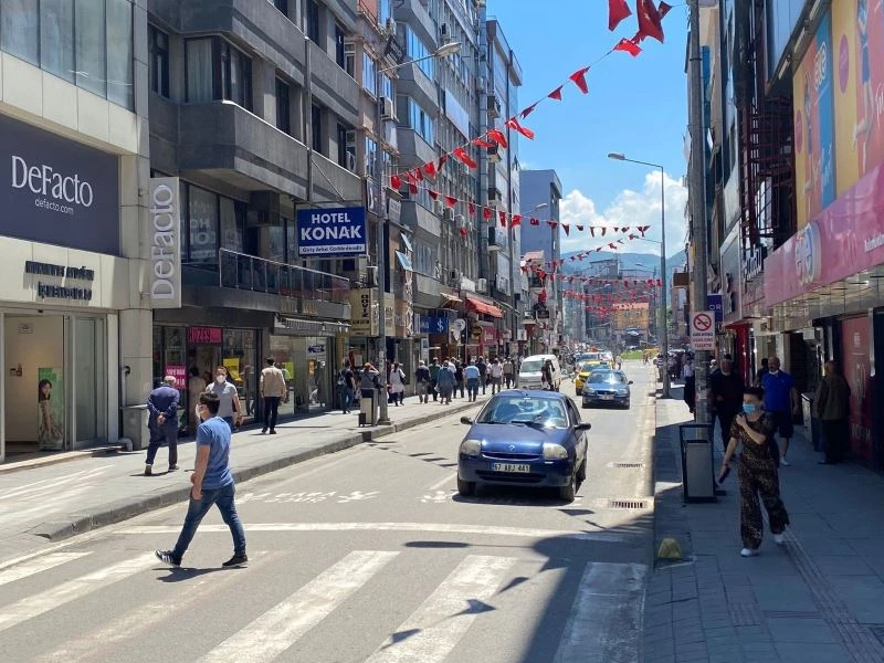 Vakaların azaldığı Zonguldak’ta vatandaşlar kurallara uyuyor
