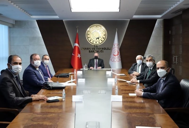 Kilis heyeti bakanlarla görüştü
