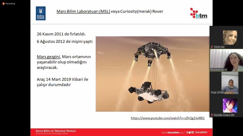 Bilime meraklı gençler evlerinde kendi laboratuarlarını kurdu
