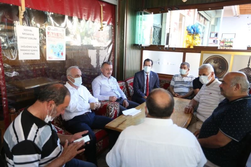 Aygün ve Büyükakın Derinceliler ile buluştu
