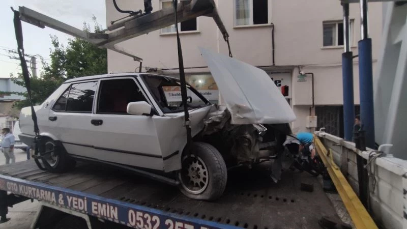 Doğalgaz borusunu deldi, hiçbir şey olmamış gibi aracına binip gitmek istedi
