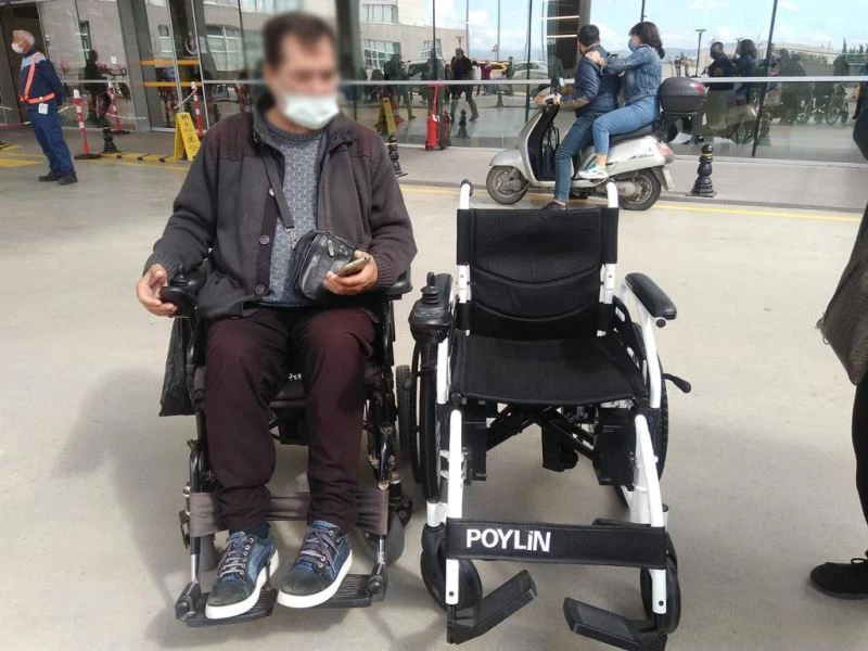 Tekerlekli sandalyelerine Yunusemre ile kavuştular
