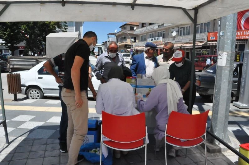 Atatürk Meydanı’nda randevusuz aşı uygulaması
