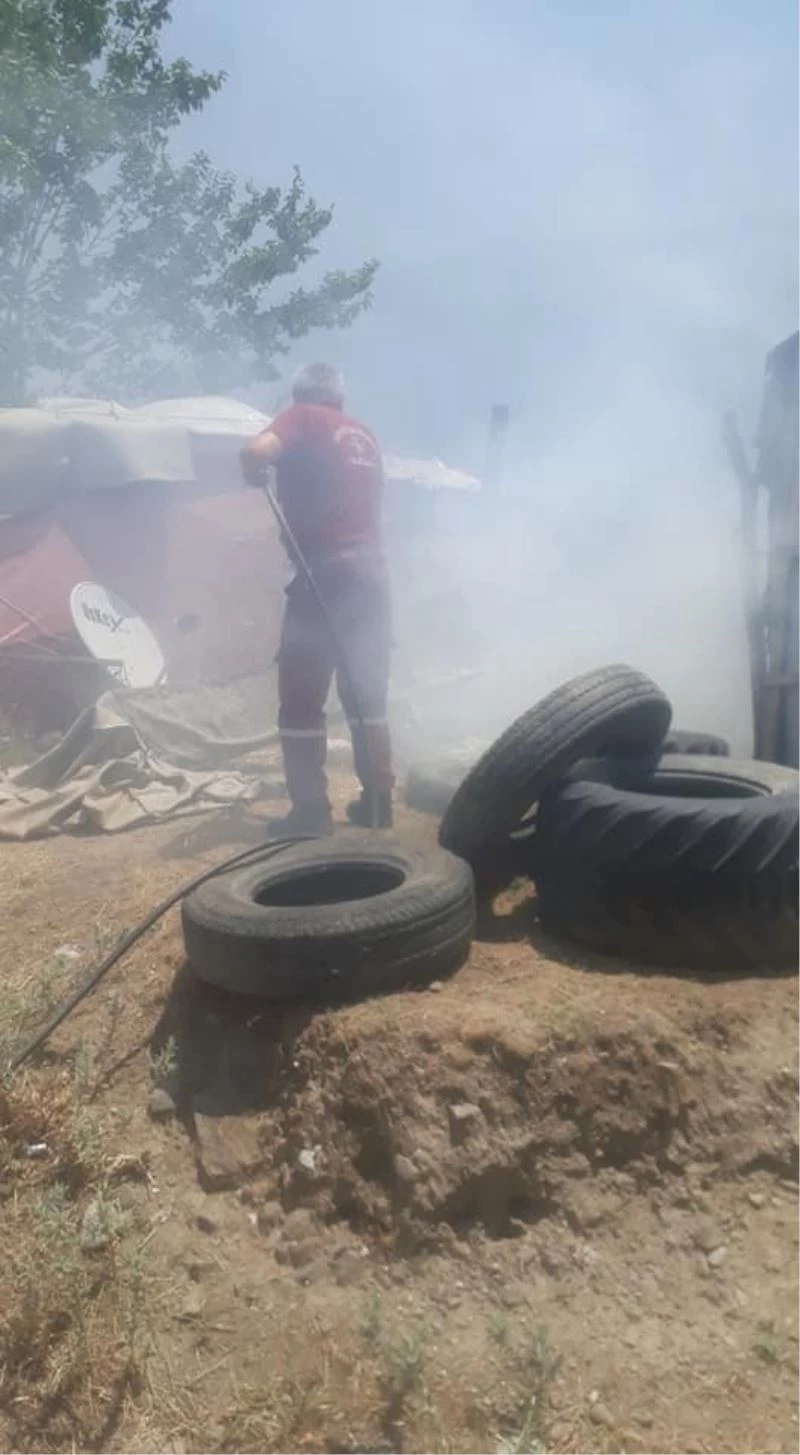 Ormancılar sadece alevlere değil yüreklere de su serpti
