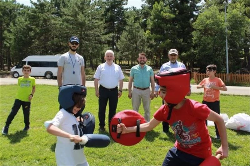 Hem eğlenerek, hem de öğrenerek vakit geçiriyorlar
