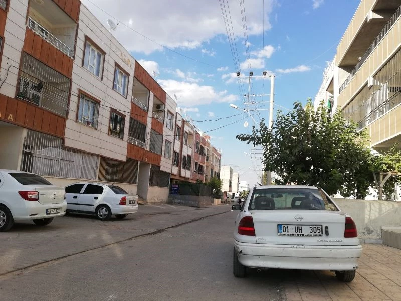 Elektrik kesintileri mahalleliyi çileden çıkarttı
