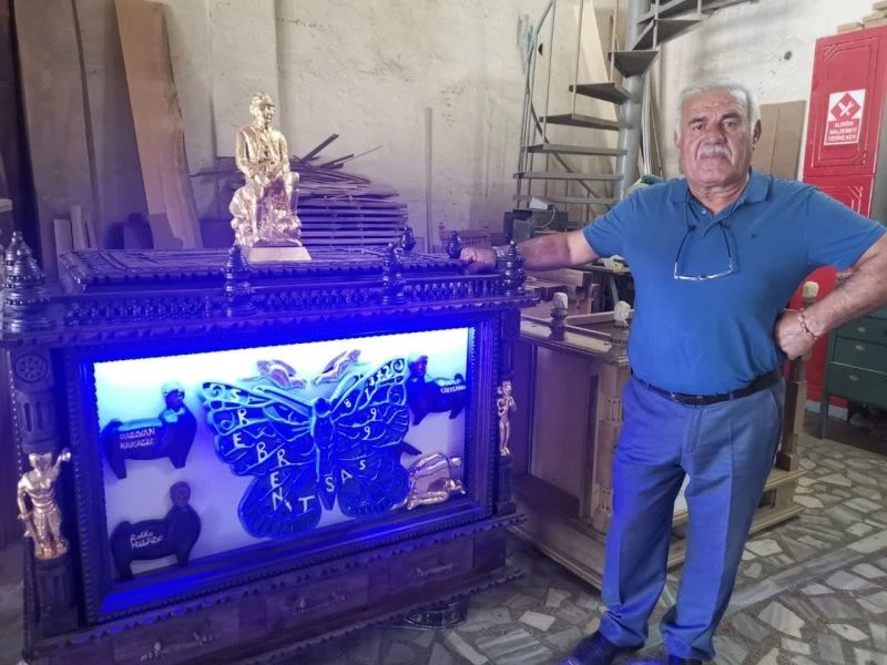 Srebrenitsa katliamını sandığa işledi
