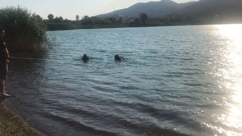 Yüzmek için göle giren çocuk boğuldu
