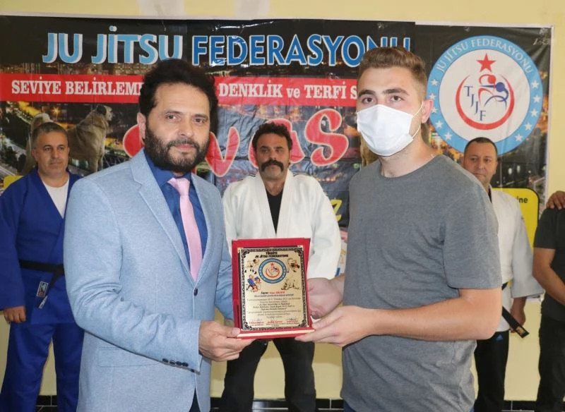 Ju Jitsu Federasyonu’ndan İHA’ya teşekkür plaketi
