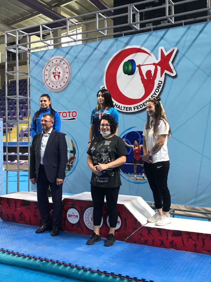 Düzce Üniversitesi şampiyonların yuvası
