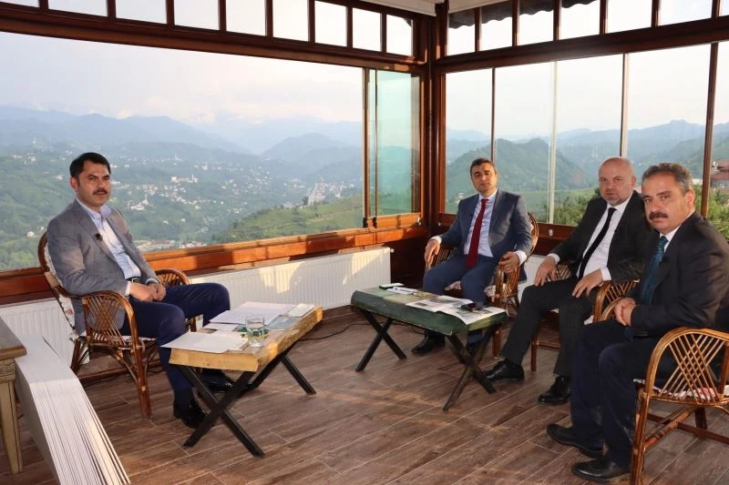 Çevre ve Şehircilik Bakanı Kurum, ‘Anadolu Soruyor’un konuğu oldu
