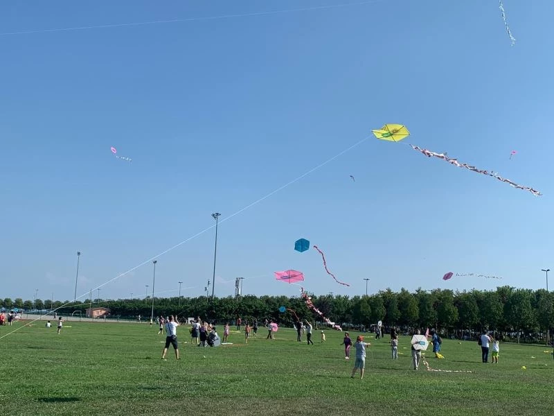 Maltepe’de gökyüzü uçurtmayla, çocuklar neşeyle doldu
