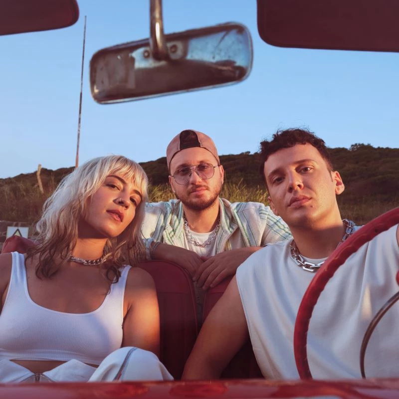 Edis, Anıl Piyancı ve Ekin Beril kamera karşına geçti
