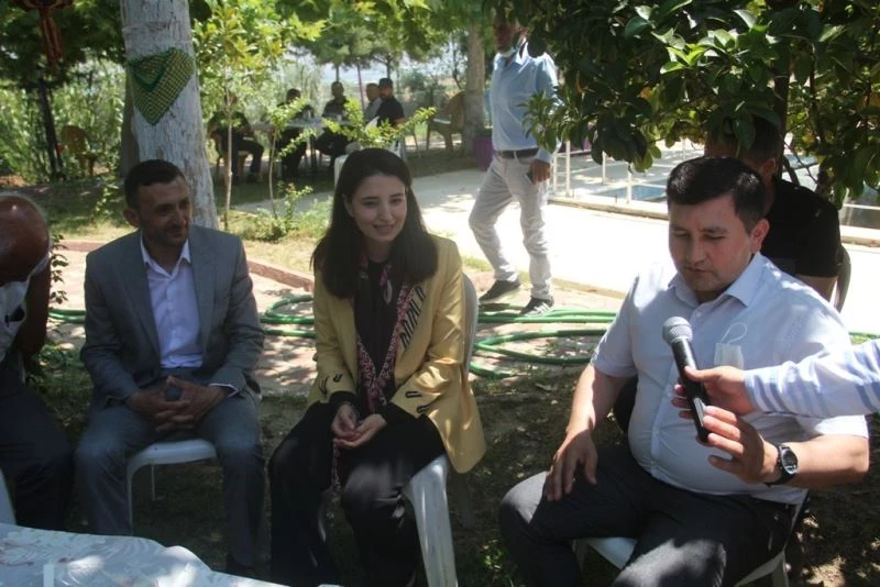 Milletvekili Kıvırcık Sarıgöl’de muhtarlar ve partililere seslendi
