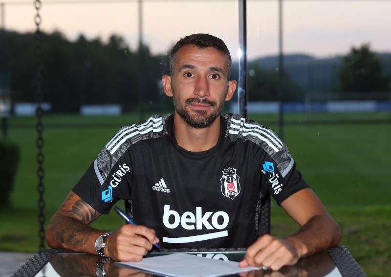 Mehmet Topal Beşiktaş’ta