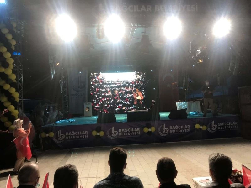 Bağcılar Belediyesi’nden TGRT Haber sunucusu Sevda Türküsev’e ödül
