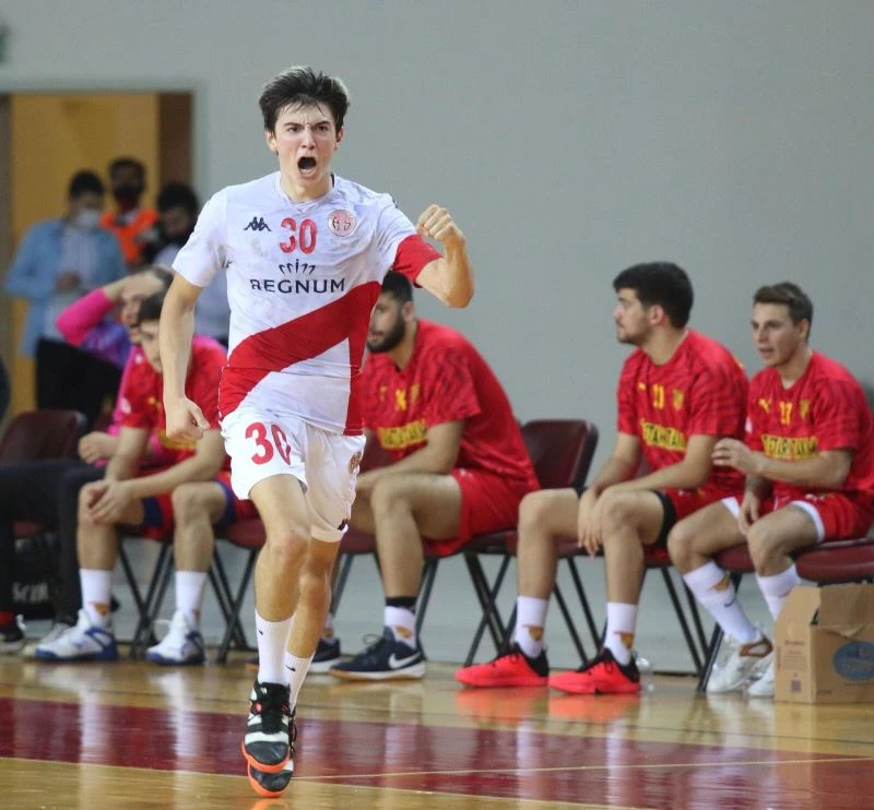 Antalyaspor Hentbol Takımında ilk imza A Milli takım oyuncusundan
