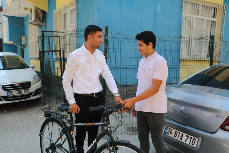 Bisikleti çalınan Sinan’ın gözyaşı dindi
