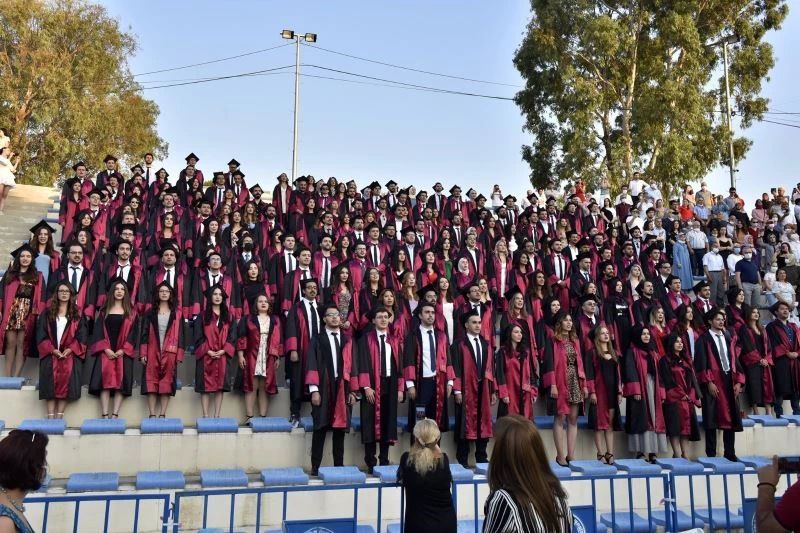 MCBÜ Tıp Fakültesi mezuniyet töreni gerçekleşti
