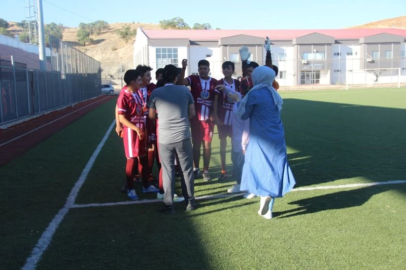 Konteyner Cupta şampiyon Kırklar Mahallesi
