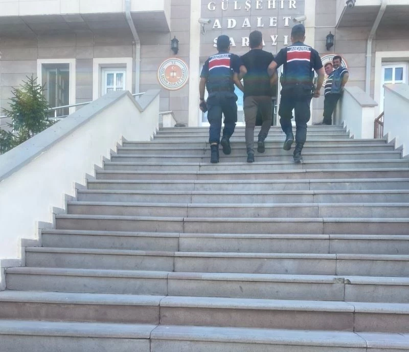 Gülşehir’de 6 yıl 3 ay hapis cezası ile aranan firari yakalandı
