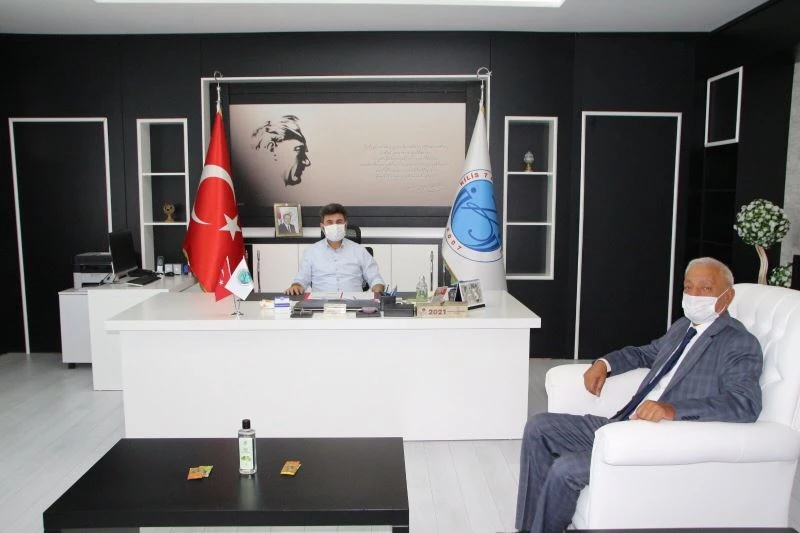 Delibaş’dan Rektör Karacoşkun’a ziyaret
