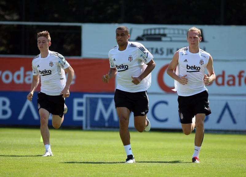 Beşiktaş, kondisyon ve taktik çalıştı
