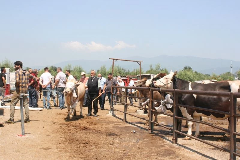 Gelenek geri döndü, elle pazarlığa devam

