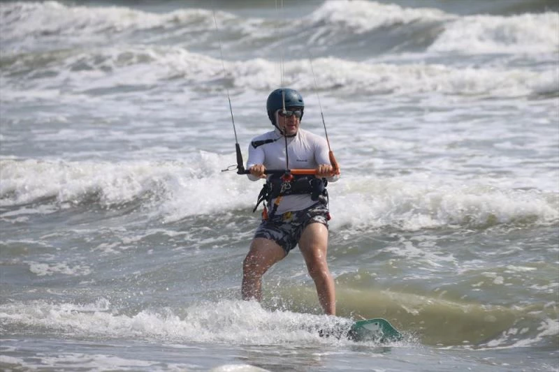 Uçurtma sörfçüsü aile hekimi Hatay