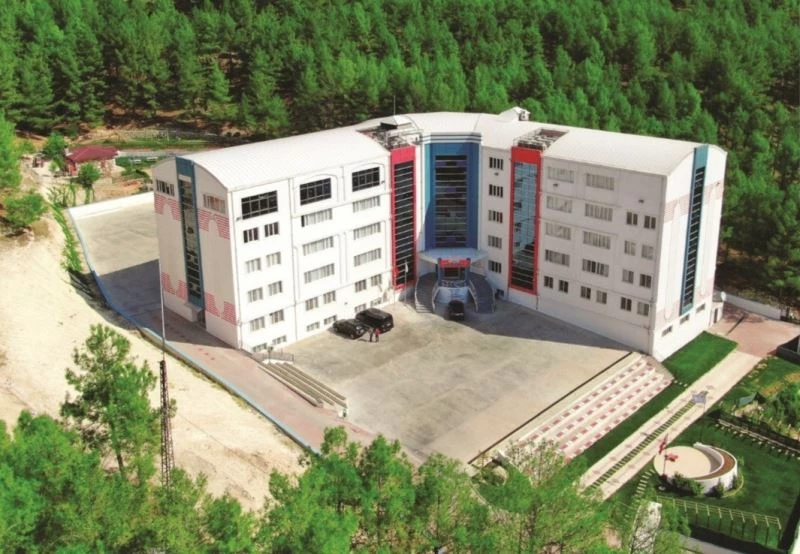 İkra Koleji kurumlarla işbirliği protokolü imzaladı
