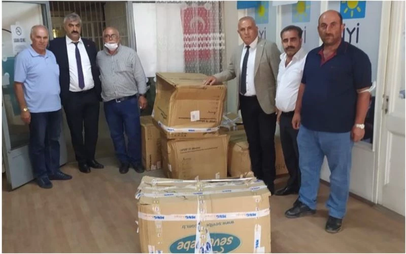 Muşlu iş adamından kıyafet yardımı
