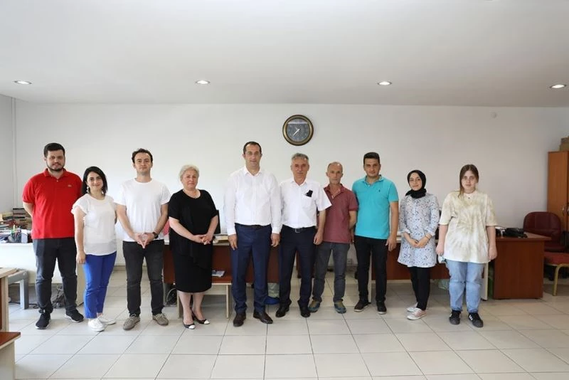 Başkan Ekim, mesai arkadaşlarıyla bayramlaştı
