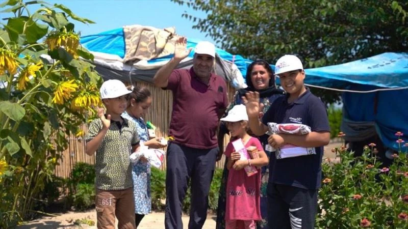 Yüreğir Belediyesinden mevsimlik tarım işçilerinin çocuklarına bayram tıraşı