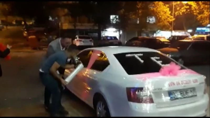 Damat ve geline streç film şakası
