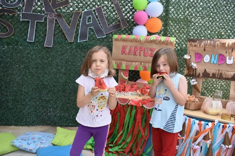 Minikler Yaz Festivaliyle doyasıya eğlendi
