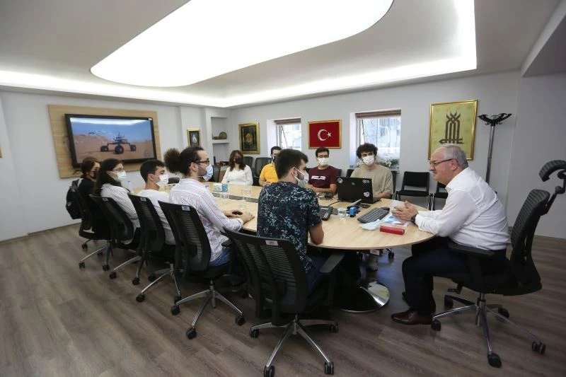 Başkan Aygün, GTÜ Rover Takımı’nı konuk etti
