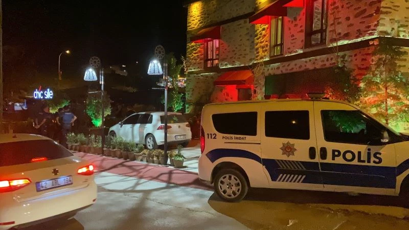 Normalleşmenin ilk gecesinde silahla yaralanan şahıs hayatını kaybetti
