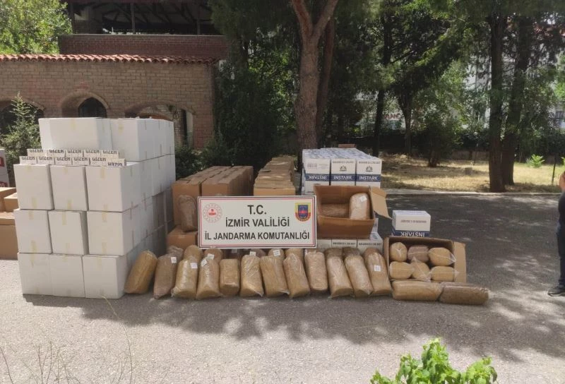 Depolara baskın: 1 tona yakın kaçak tütün ele geçirildi
