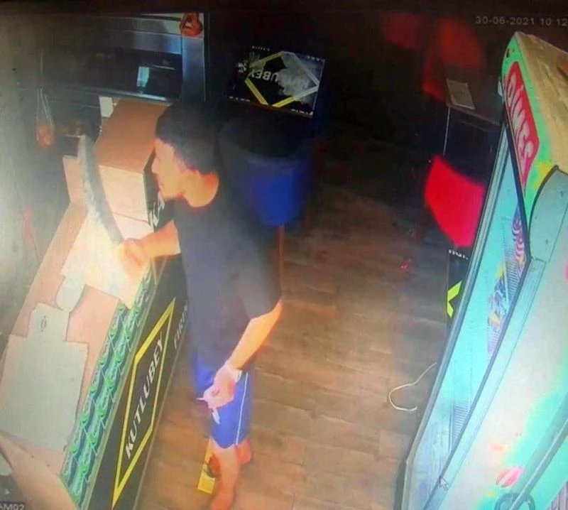 Börekçiye satırla saldıran kişi tutuklandı
