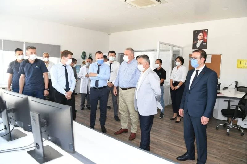 Vali Yazıcı: “OSB sektöre yön veren, öncü markaların adresi”
