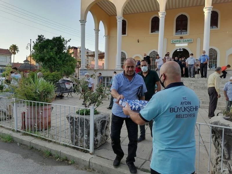 Aydın Büyükşehir Belediyesi’nden lokumlu bayramlaşma
