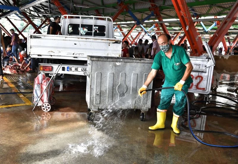 Osmangazi’de hijyenik kurban kesimi
