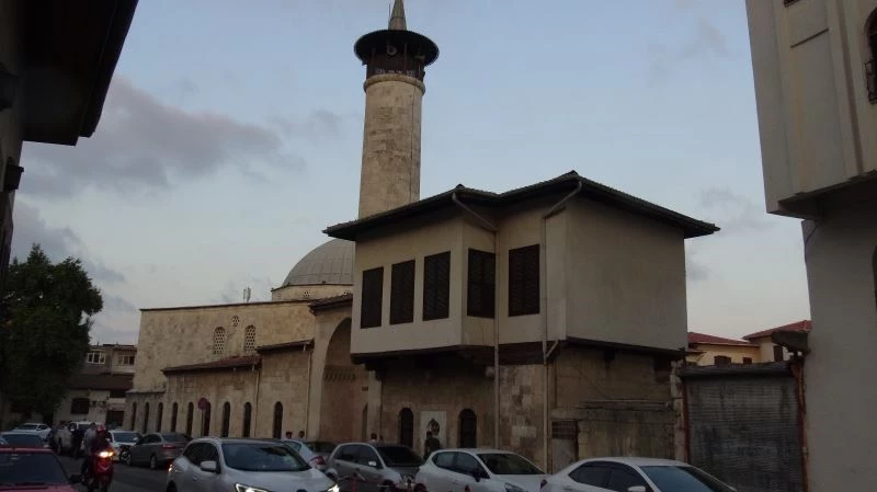 Anadolu’nun ilk camisinde bayram namazı kılındı
