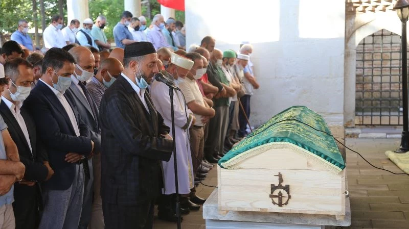 Eski damadı tarafından öldürülen federasyon başkanı son yolculuğuna uğurlandı
