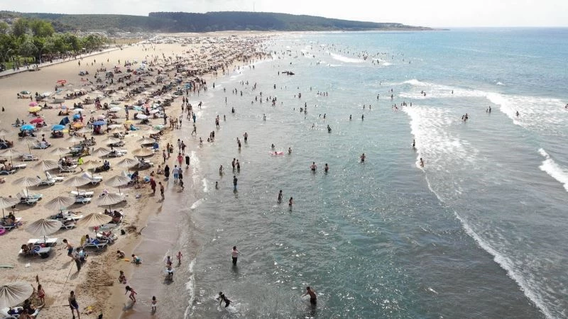 Kandıra sahillerinde denize girmek yasaklandı
