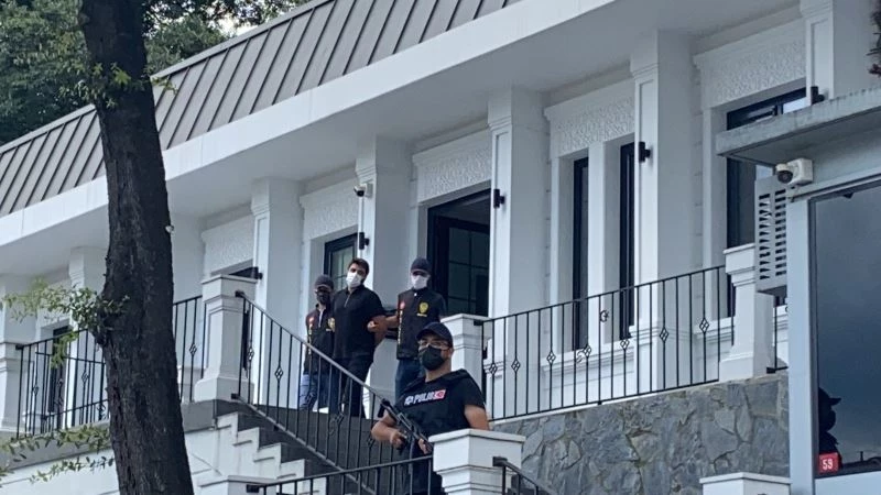 Ünlü mankeni öldüresiye döven eski sevgilisi adliyeye sevk edildi
