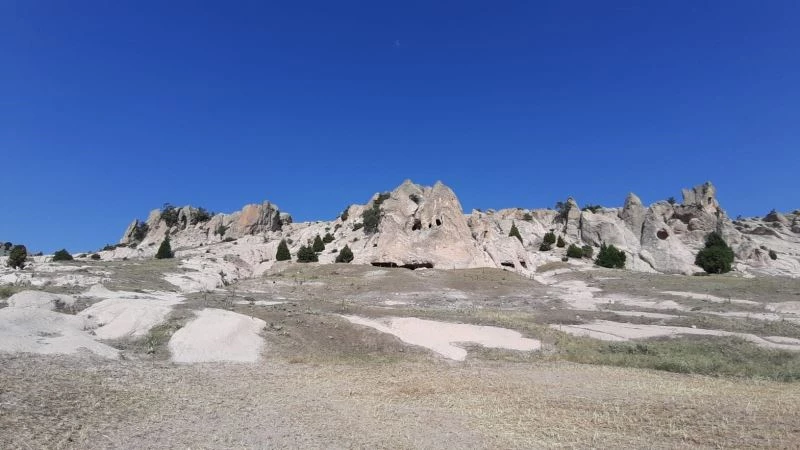 Kurudere mağaraları ve peri bacaları keşfedilmeyi bekliyor
