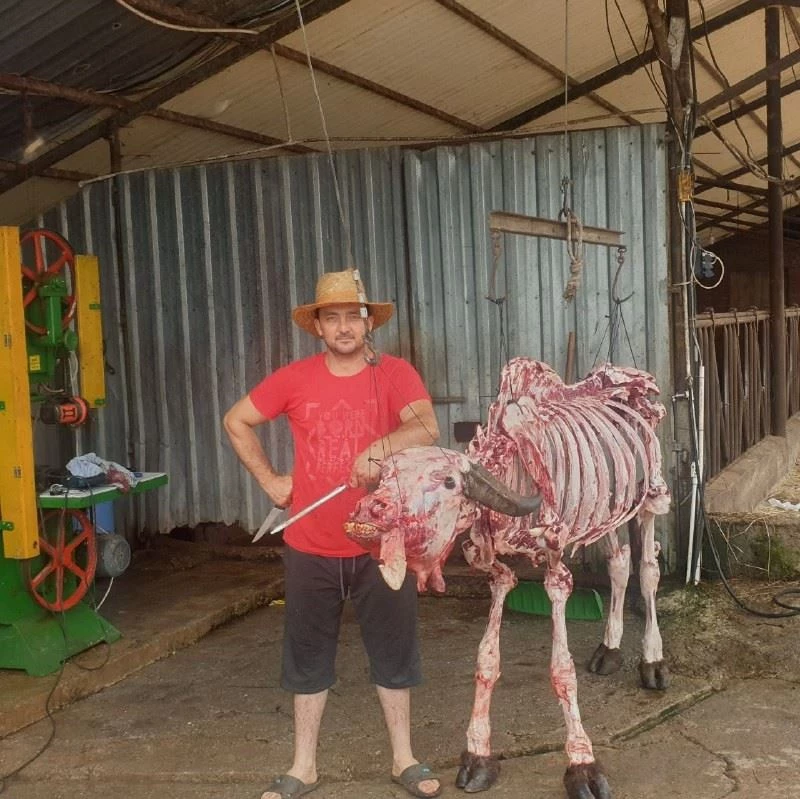 4 yıl önce fenomen olduğu kurban kesimini yeniledi
