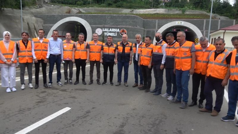 Bakan Karaismailoğlu: “Önümüzdeki günlerde İkizdere Tüneli ile Salarha Tüneli’nin açılışını Cumhurbaşkanımızın katılımı ile yapacağız”
