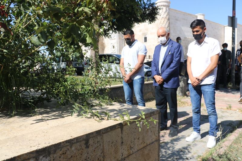 Büyükelçi, Aziz Vlas’ın Sivas’taki mezarını ziyaret etti
